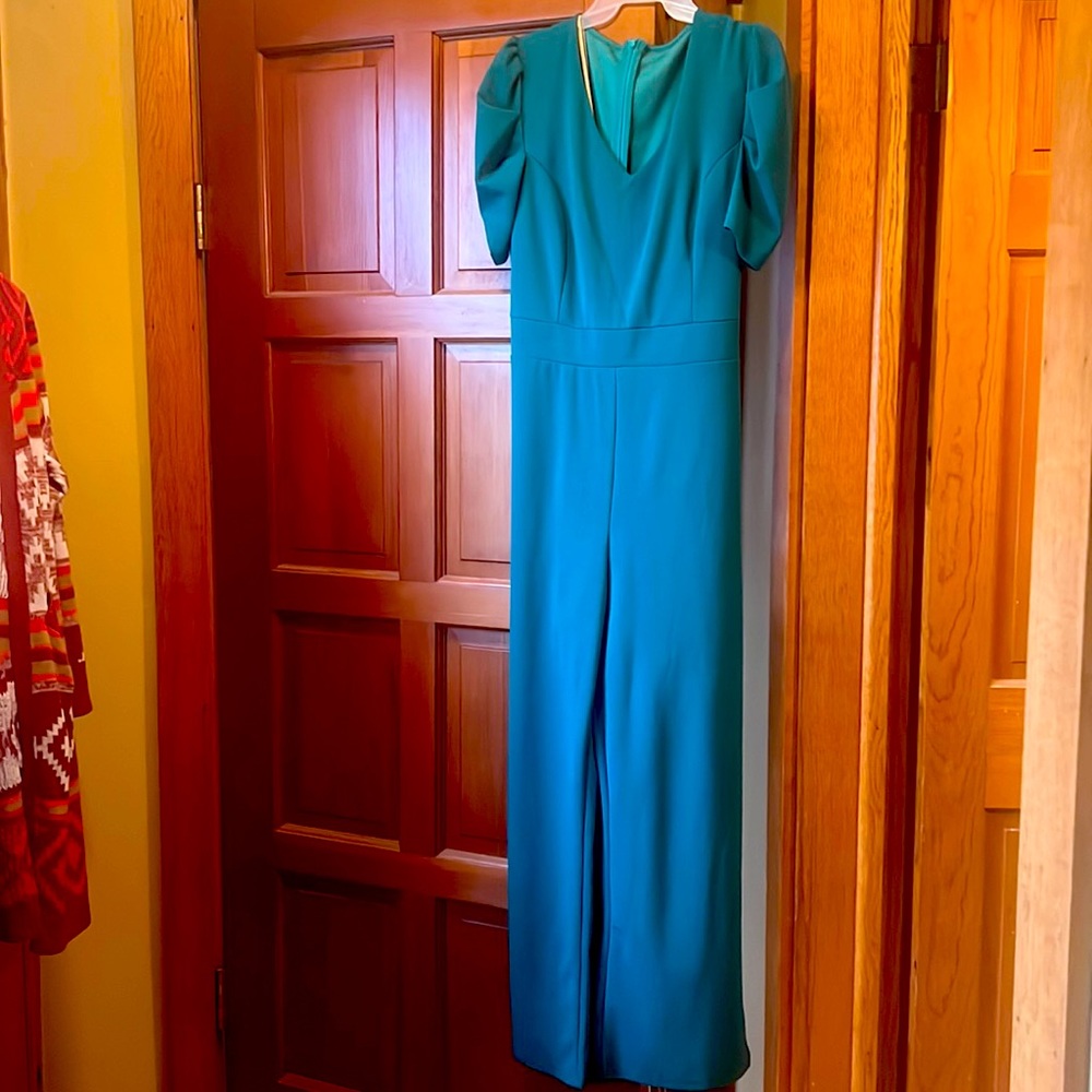 Cute summer pants suit! Great condition